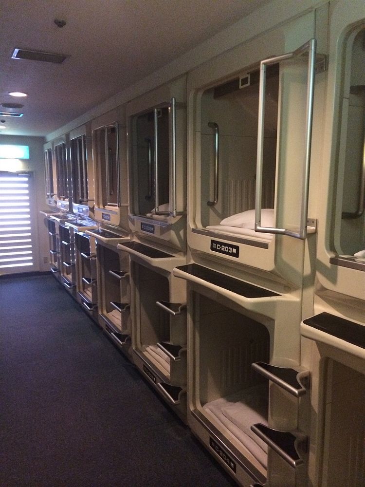 Capsule Hotel Asahi Plaza Shinsaibashi Osaka Zewnętrze zdjęcie